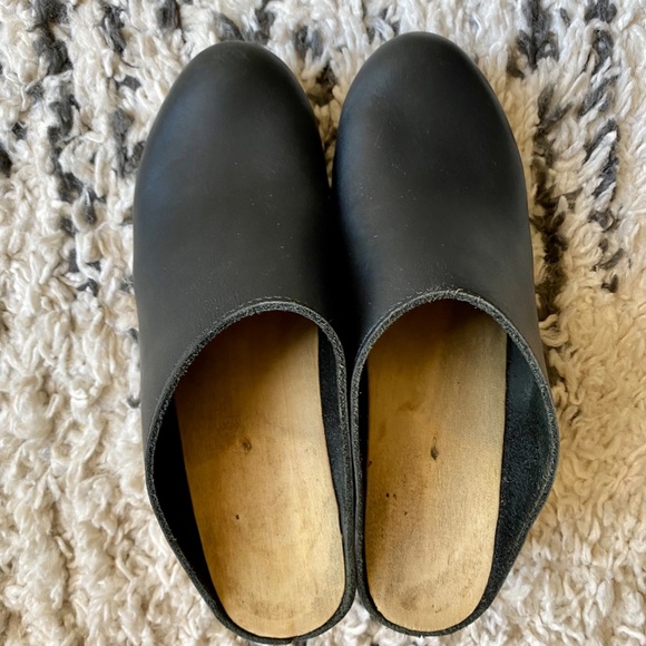 No. 6 Black Leather Clogs - Picture 2 of 5